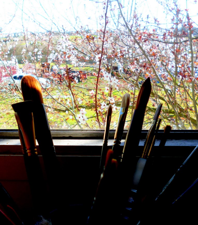 Bea's Brushes and Blossoms, Suzanne Edminster, Saltworkstudio